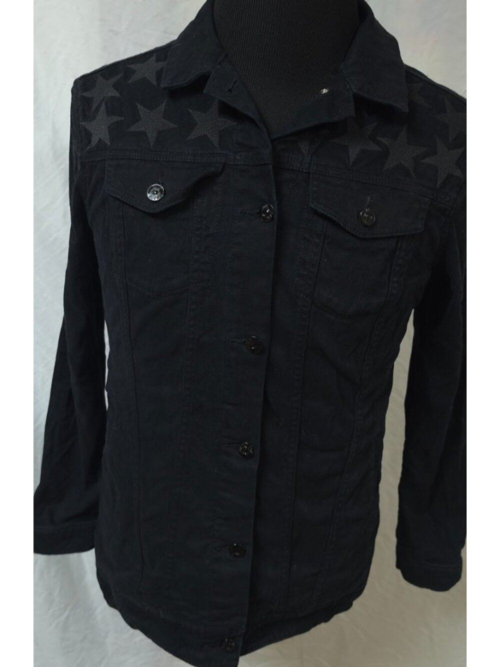 LuLaRoe Womens (M) Black Embroidered Stars Yoke Collared Button Denim Jacket